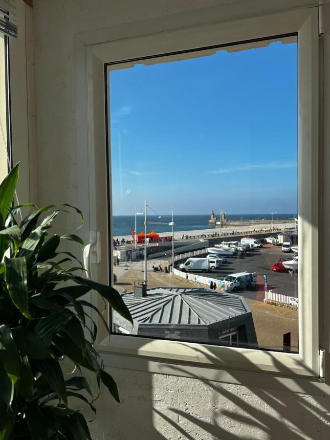 Le Maritime, Front De Mer Et Parking Sous-Terrain Fecamp Exterior photo